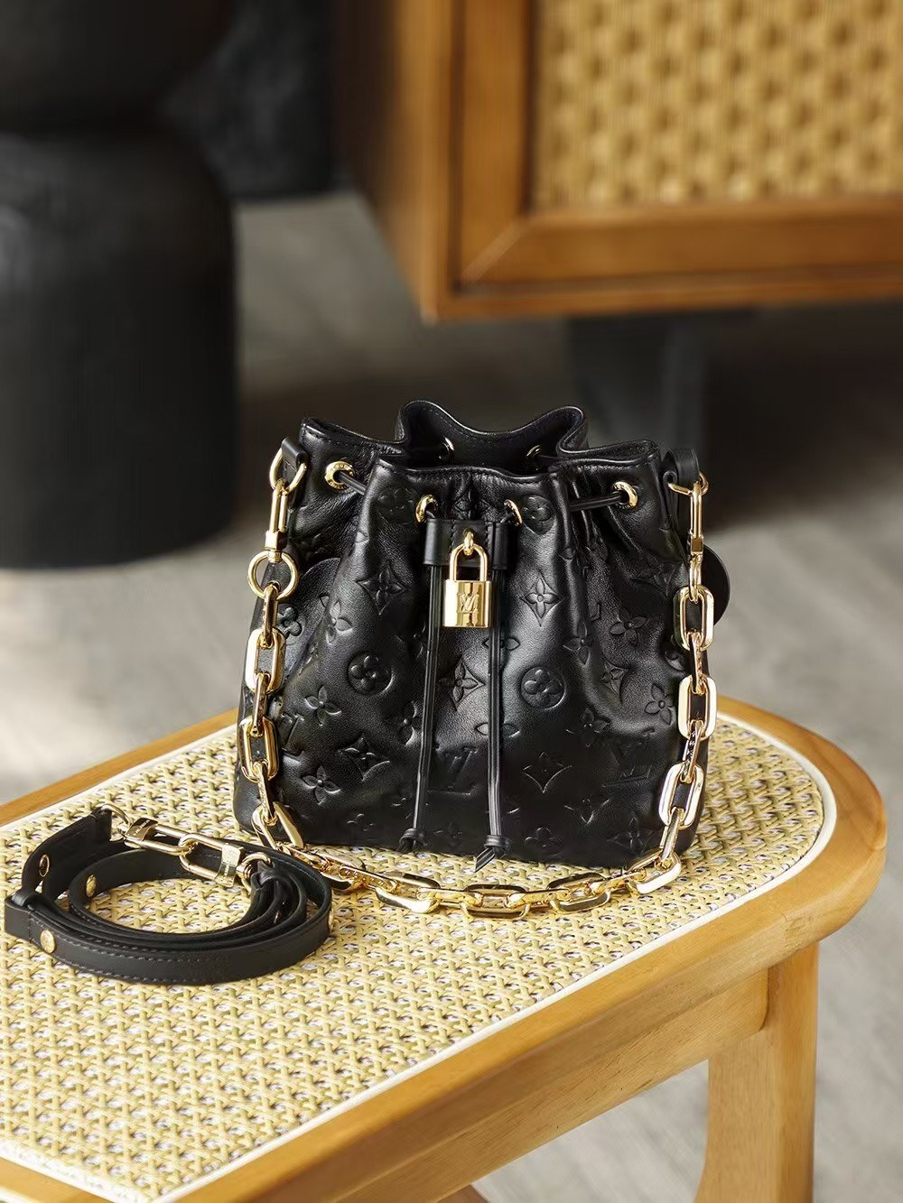 LOUIS VUITTON COUSSIN BUCKET BAG - Picture 8 of 8